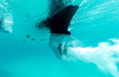 boat prop underwater